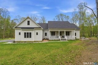 30-1 Lords Meadow Lane, Old Lyme, CT 06371