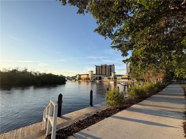 1531 SW 58th LN, Cape Coral, FL 33914