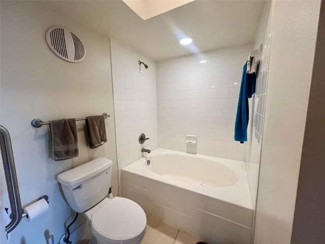 7701 Rialto BLVD 1328, Austin, TX 78735