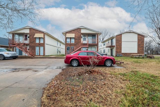 1646 S Fern St, Wichita, KS 67213