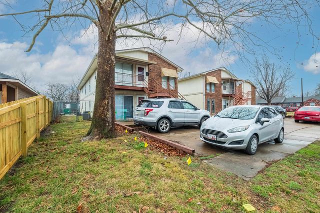 1646 S Fern St, Wichita, KS 67213