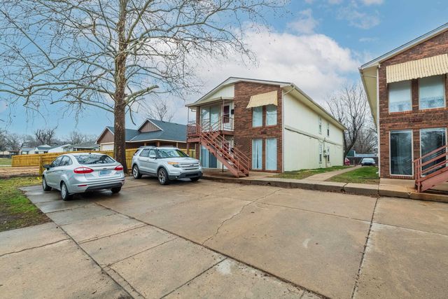 1646 S Fern St, Wichita, KS 67213