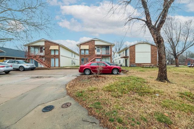 1646 S Fern St, Wichita, KS 67213