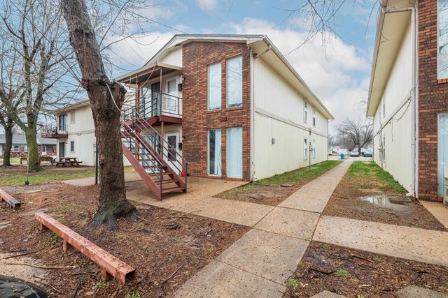 1646 S Fern St, Wichita, KS 67213