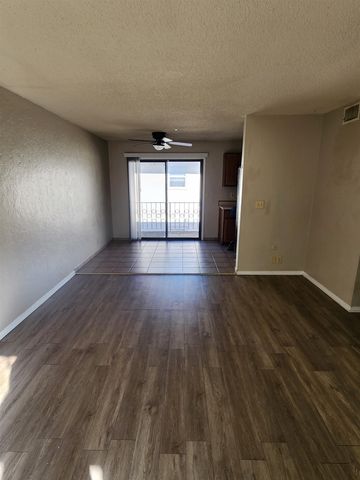 1646 S Fern St, Wichita, KS 67213