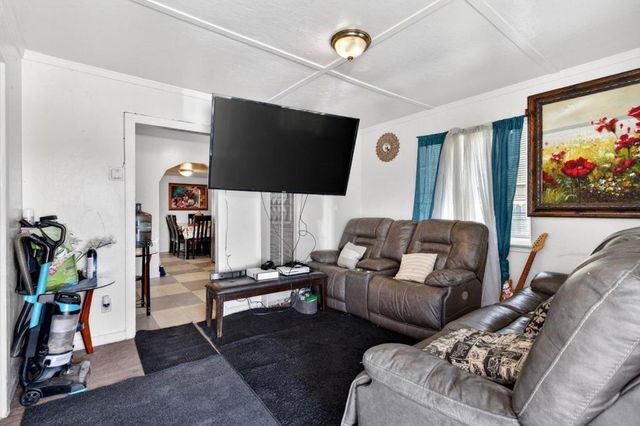 782 Kilbreth Avenue, Salinas, CA 93905