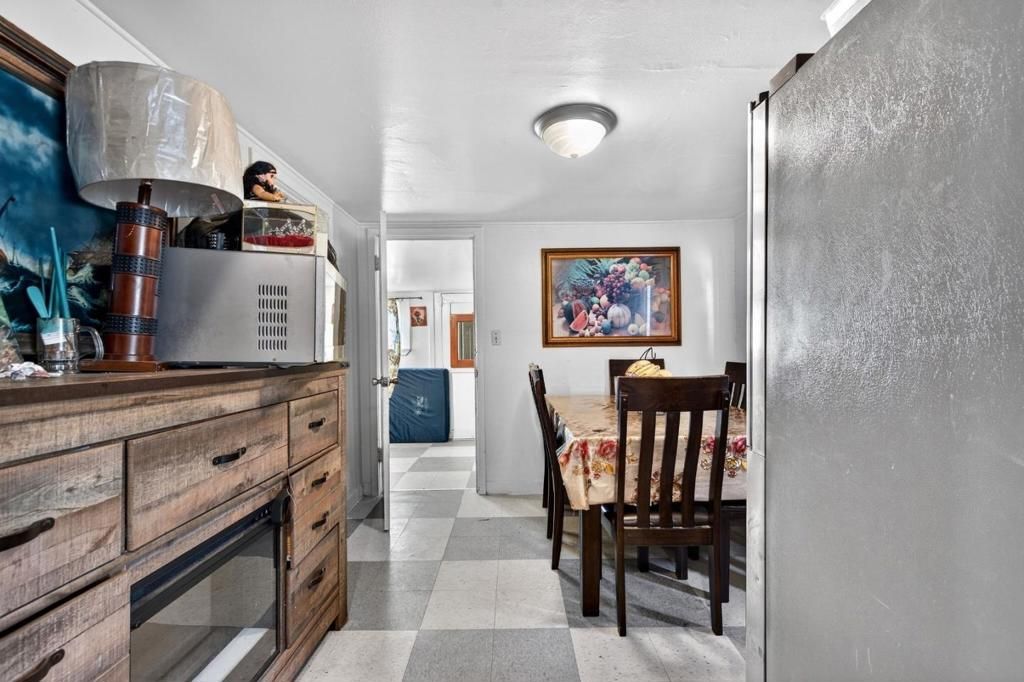 Image 16 of property listing at 782 Kilbreth Avenue, Salinas, CA 93905