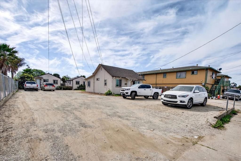 Image 39 of property listing at 782 Kilbreth Avenue, Salinas, CA 93905