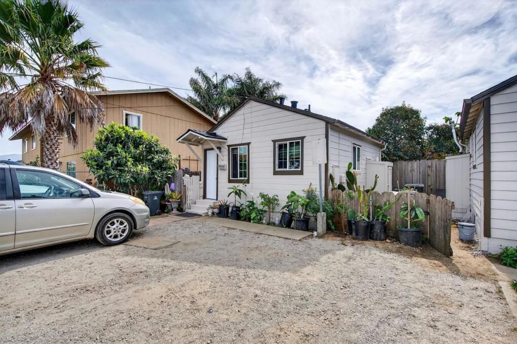 Image 4 of property listing at 782 Kilbreth Avenue, Salinas, CA 93905