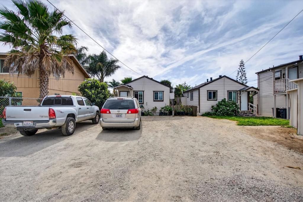 Image 40 of property listing at 782 Kilbreth Avenue, Salinas, CA 93905