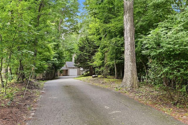 126 Bellecrest Avenue, East Northport, NY 11731