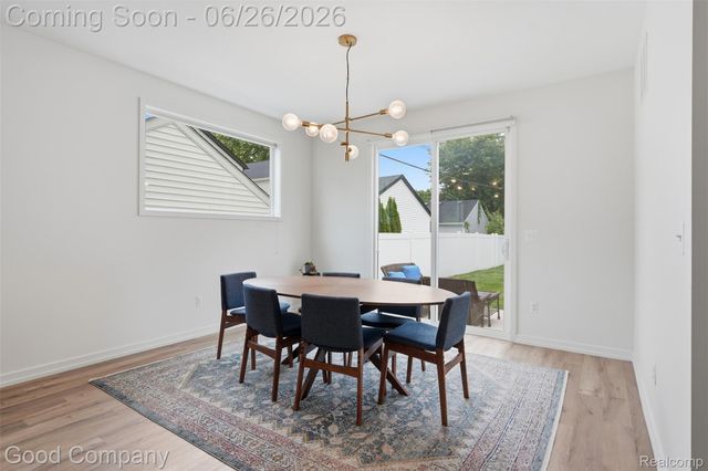 8431 Kenberton Drive, Oak Park, MI 48237