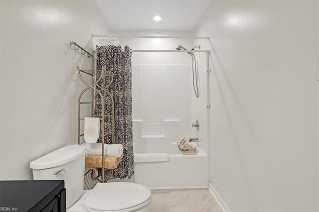 100 Bluff Terrace, Newport News, VA 23602