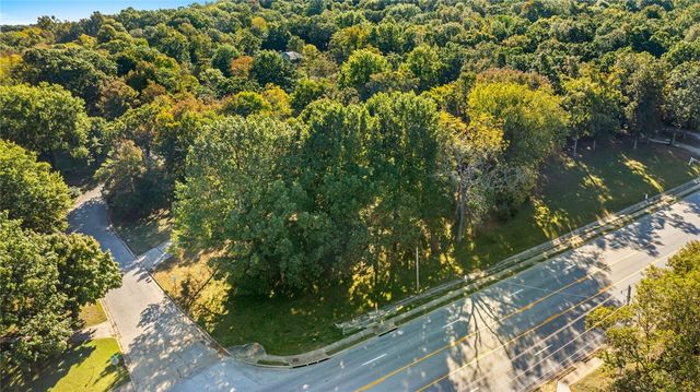 Inwood, Fayetteville, AR 72701