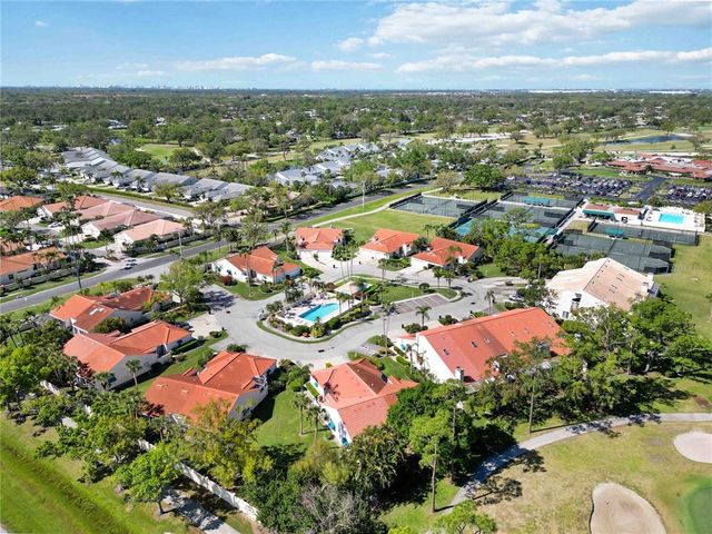 7324 LINKS COURT, Sarasota, FL 34243