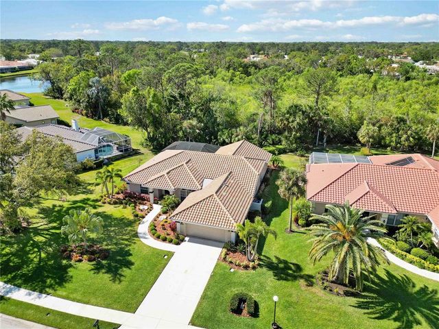 7324 LINKS COURT, Sarasota, FL 34243