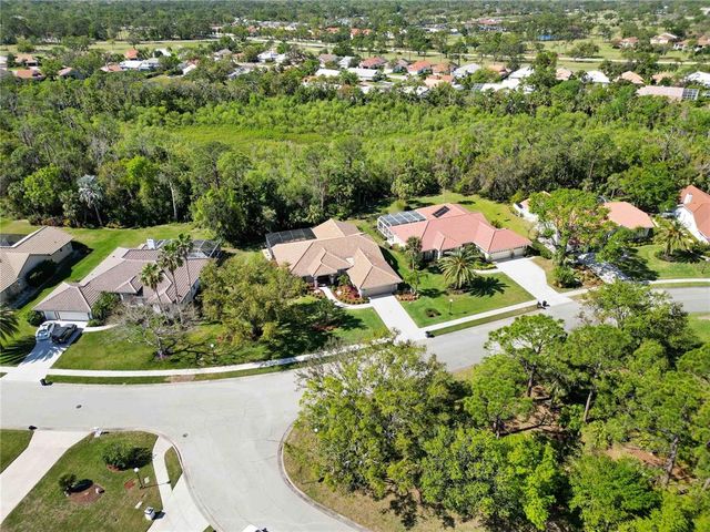 7324 LINKS COURT, Sarasota, FL 34243