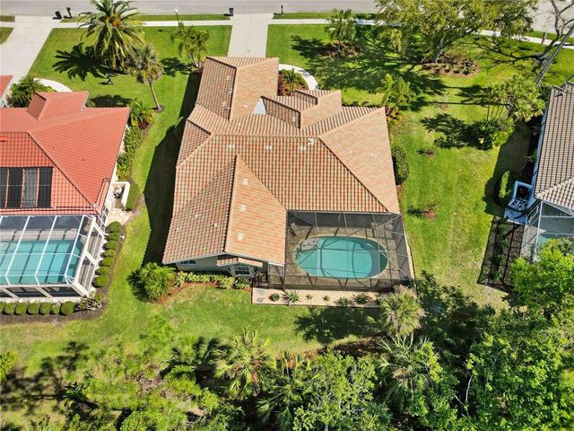 7324 LINKS COURT, Sarasota, FL 34243
