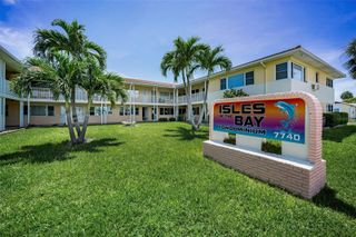 7740 BOCA CIEGA DRIVE 204, St Pete Beach, FL 33706