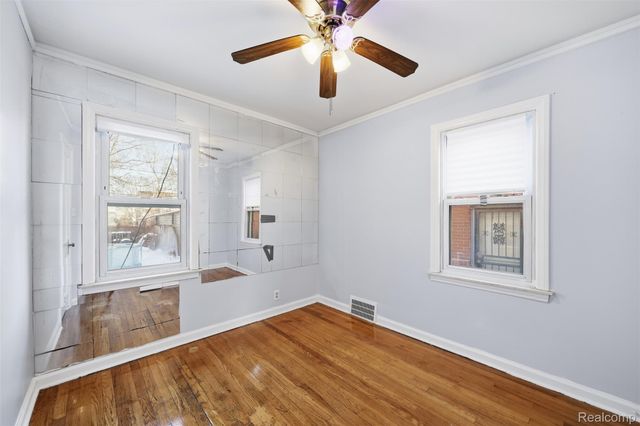 1709 S Deacon Street, Detroit, MI 48217