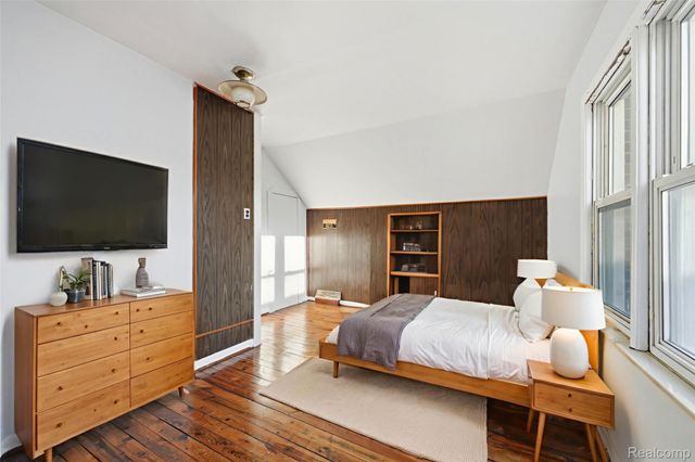 1709 S Deacon Street, Detroit, MI 48217