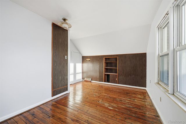 1709 S Deacon Street, Detroit, MI 48217