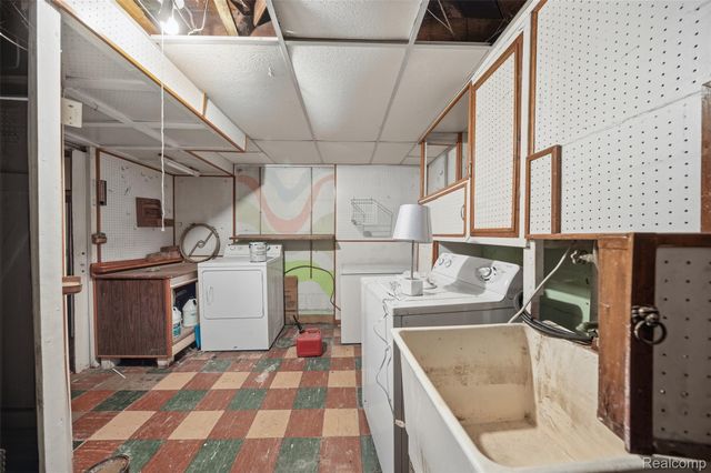 1709 S Deacon Street, Detroit, MI 48217