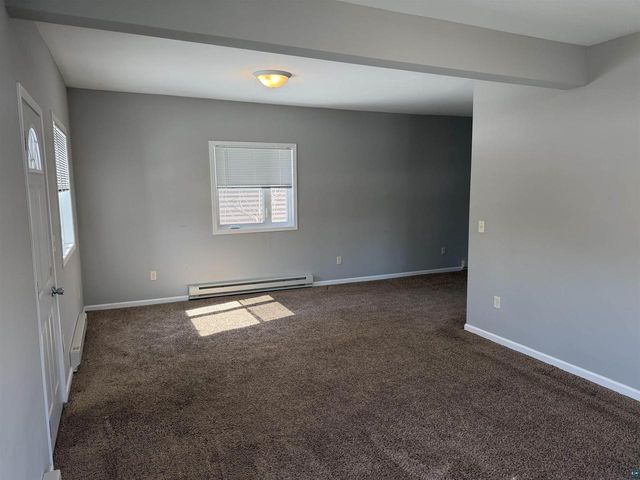 1121 N 12th St, Superior, WI 54880