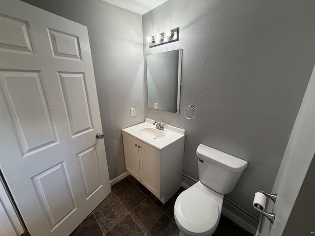 1121 N 12th St, Superior, WI 54880