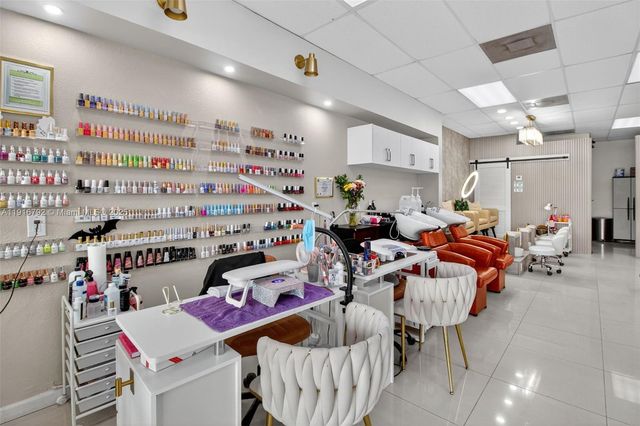 Full Service Beauty Salon For Sale On 8th Street, Miami, FL 33184
