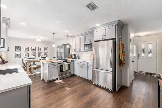 8306 SW 100TH LANE ROAD, Ocala, FL 34481