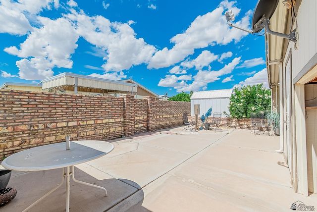 1855 W Camino Otero, Yuma, AZ 85364