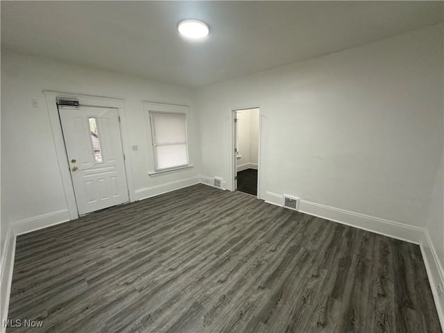 3823 E 54th Street, Cleveland, OH 44105