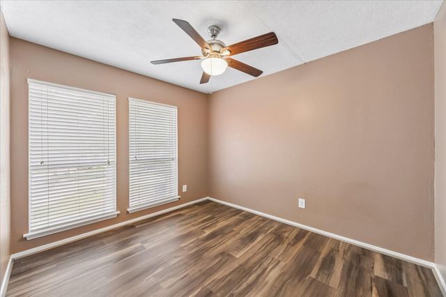 13 Fiddleleaf Court, The Woodlands, TX 77381