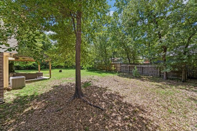 13 Fiddleleaf Court, The Woodlands, TX 77381