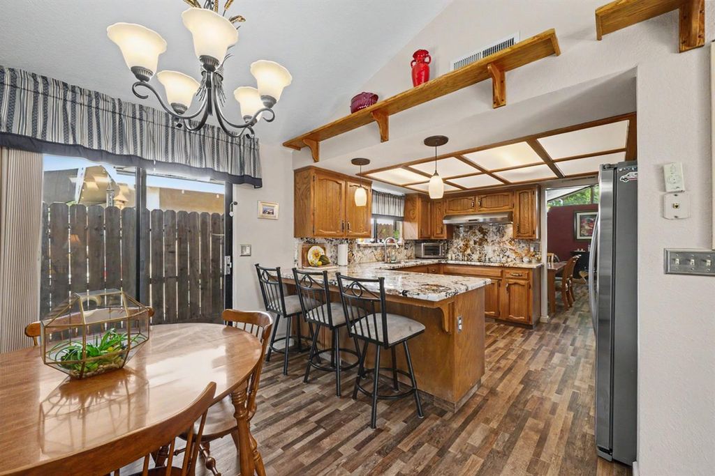 Image 20 of property listing at 2140 Ellery Avenue, Clovis, CA 93611