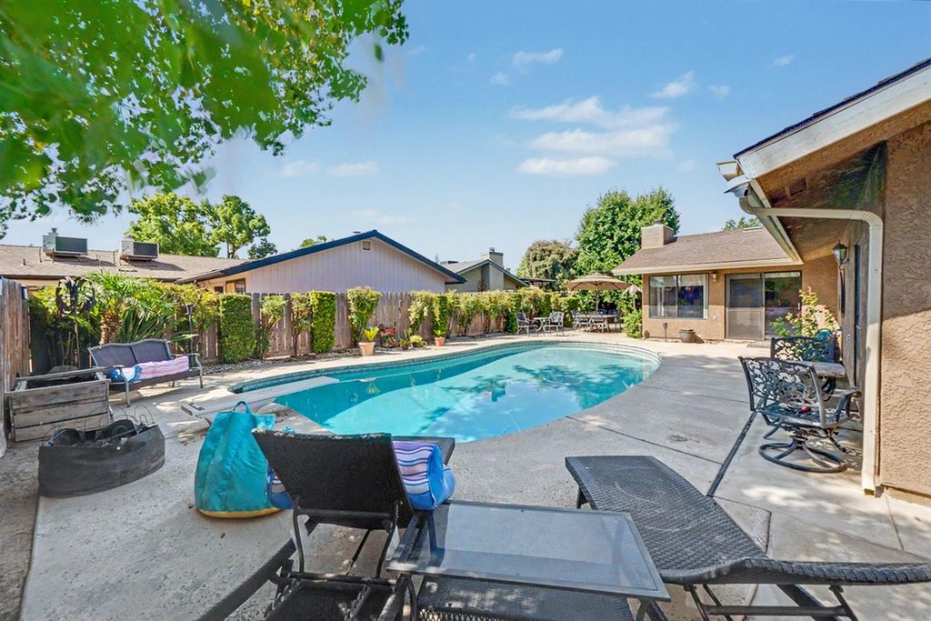 Image 48 of property listing at 2140 Ellery Avenue, Clovis, CA 93611