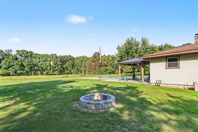 10560 W S Avenue, Mattawan, MI 49071