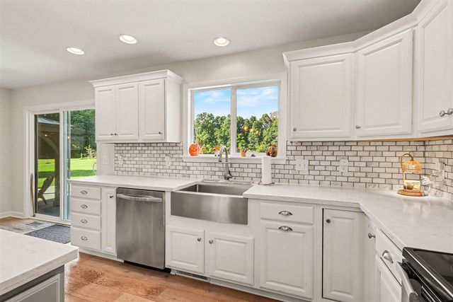 10560 W S Avenue, Mattawan, MI 49071