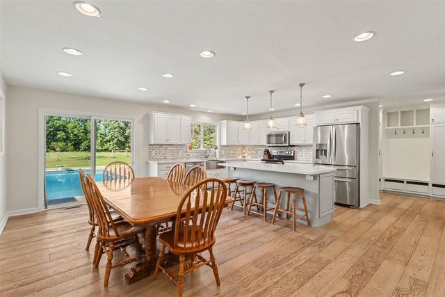 10560 W S Avenue, Mattawan, MI 49071