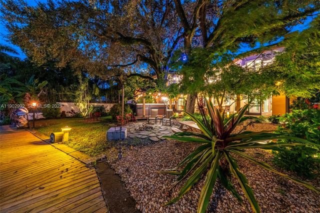 1115 SW 5th Place, Fort Lauderdale, FL 33312