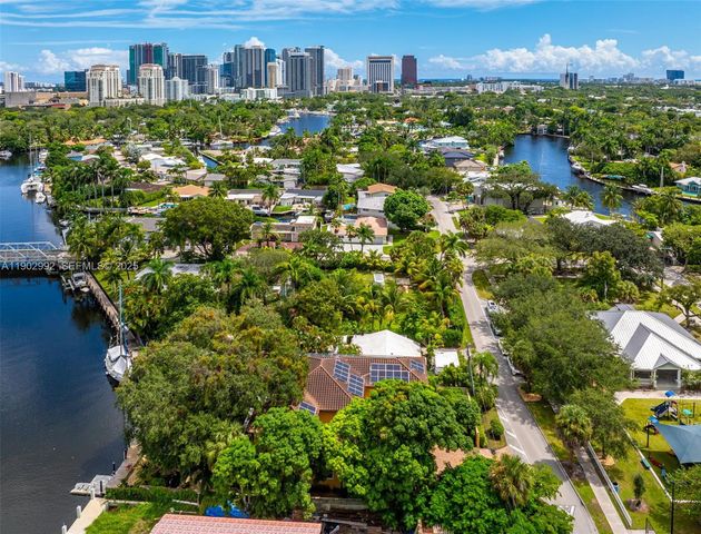 1115 SW 5th Place, Fort Lauderdale, FL 33312