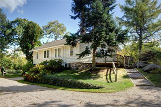 346 Post Road, Westerly, RI 02891