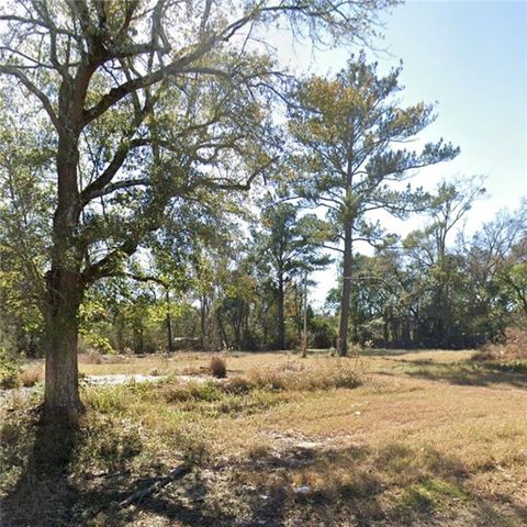 6945 Three Notch Road, Mobile, AL 36619