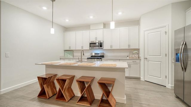 5321 SEAL ISLE COURT, Bradenton, FL 34211