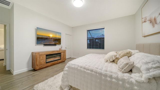 5321 SEAL ISLE COURT, Bradenton, FL 34211