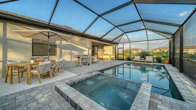 5321 SEAL ISLE COURT, Bradenton, FL 34211