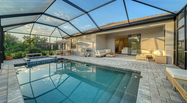 5321 SEAL ISLE COURT, Bradenton, FL 34211