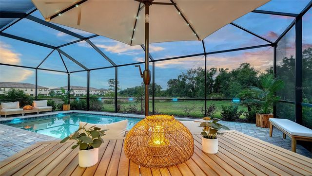 5321 SEAL ISLE COURT, Bradenton, FL 34211