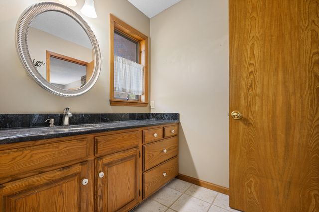 1807 Highway 32, Halfway, MO 65663